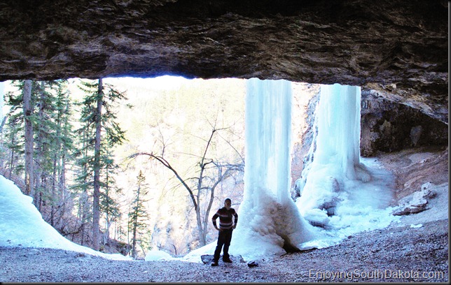 image bobcat cavern spearfish Canyon